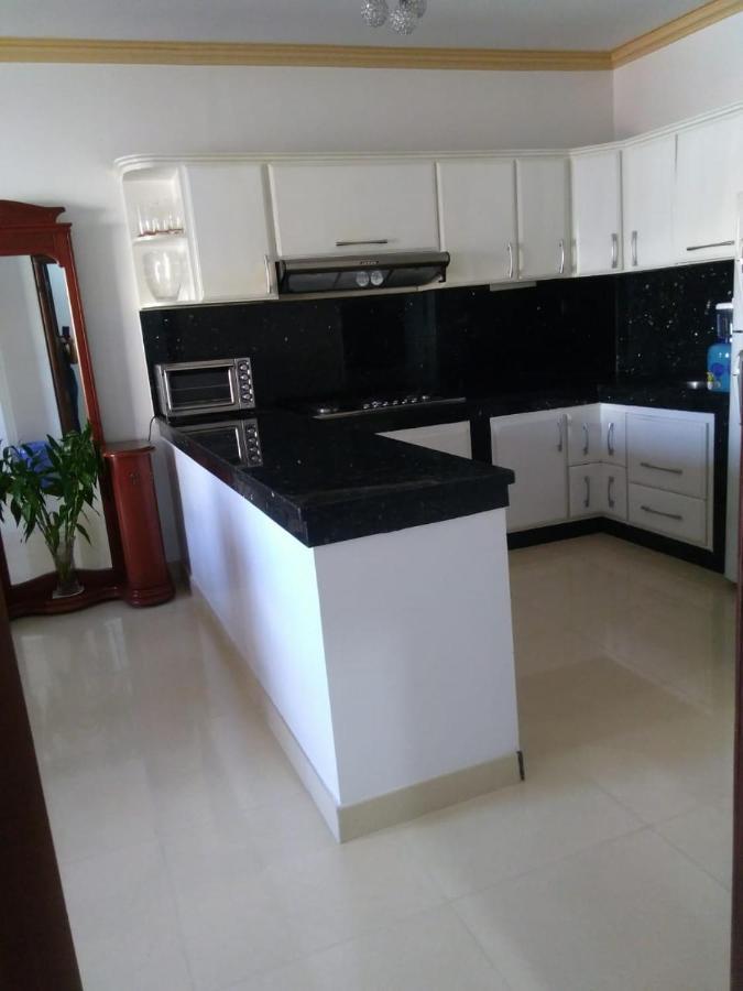 Departamentos Marcecilia De 2 Y 3 Habitaciones En El Centro De 만타 외부 사진