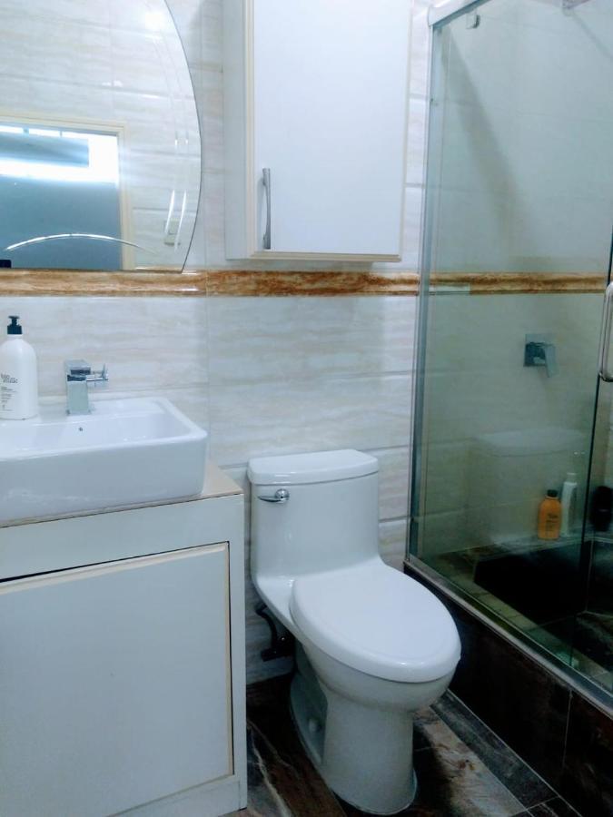 Departamentos Marcecilia De 2 Y 3 Habitaciones En El Centro De 만타 외부 사진