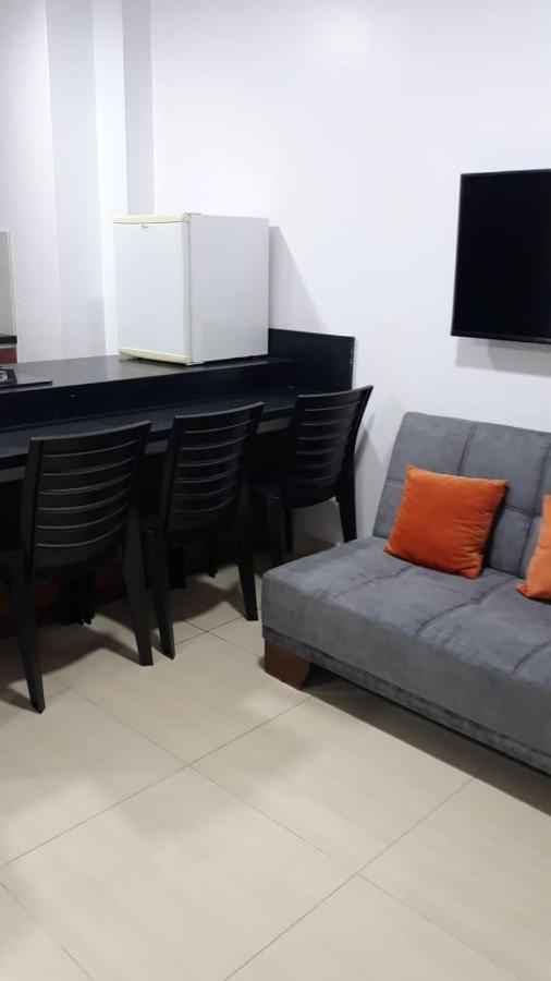 Departamentos Marcecilia De 2 Y 3 Habitaciones En El Centro De 만타 외부 사진