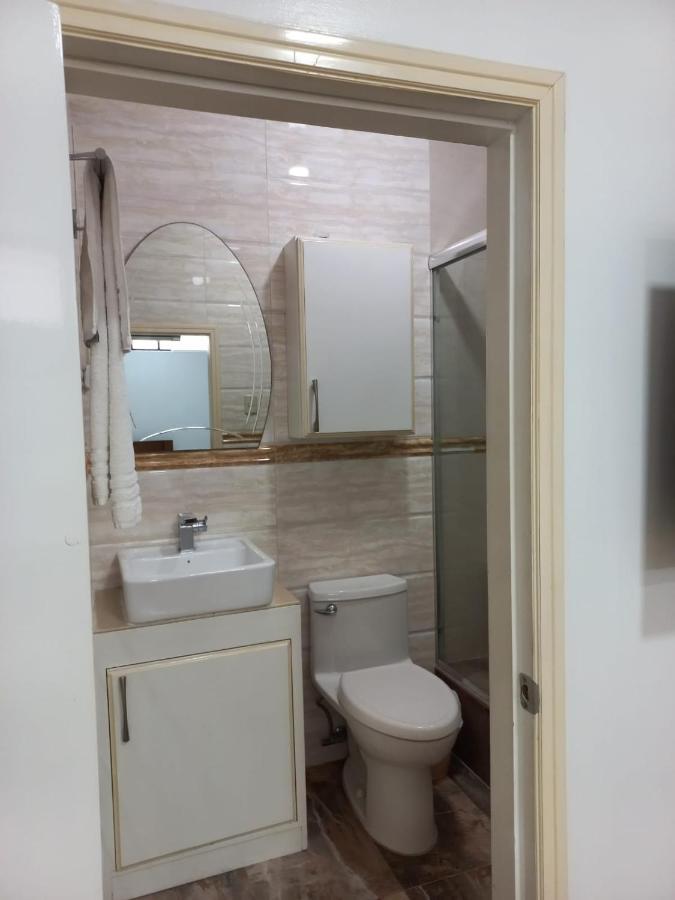 Departamentos Marcecilia De 2 Y 3 Habitaciones En El Centro De 만타 외부 사진